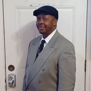 Meet your Posher, Efrem